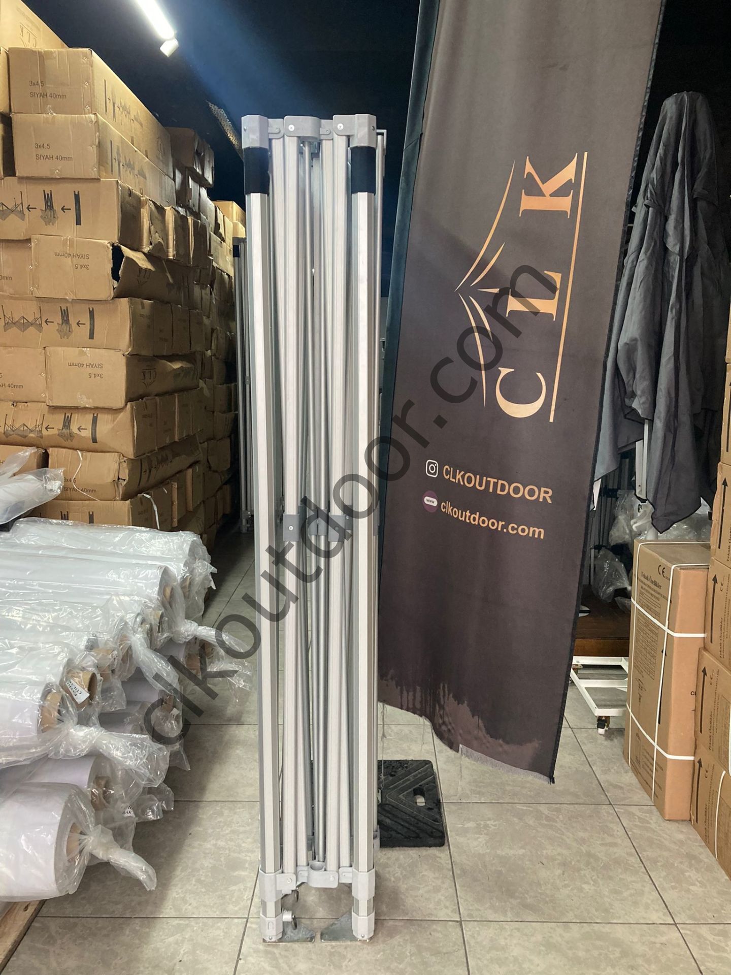 CLK 4x4 52mm Kalın 2 Yan Pencereli 1 Yan Aksesuarsız 1 Yan Kapı ve Pencereli